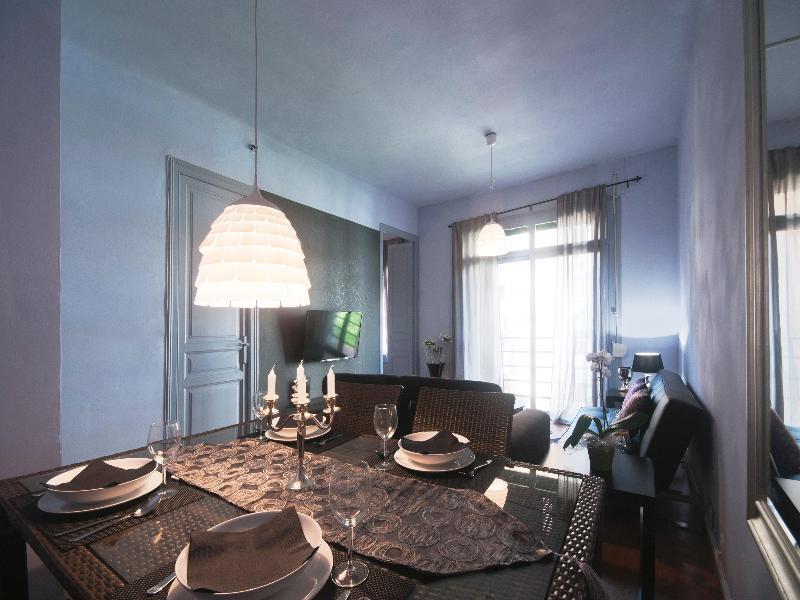Barcelona 10 - Apartments ภายนอก รูปภาพ