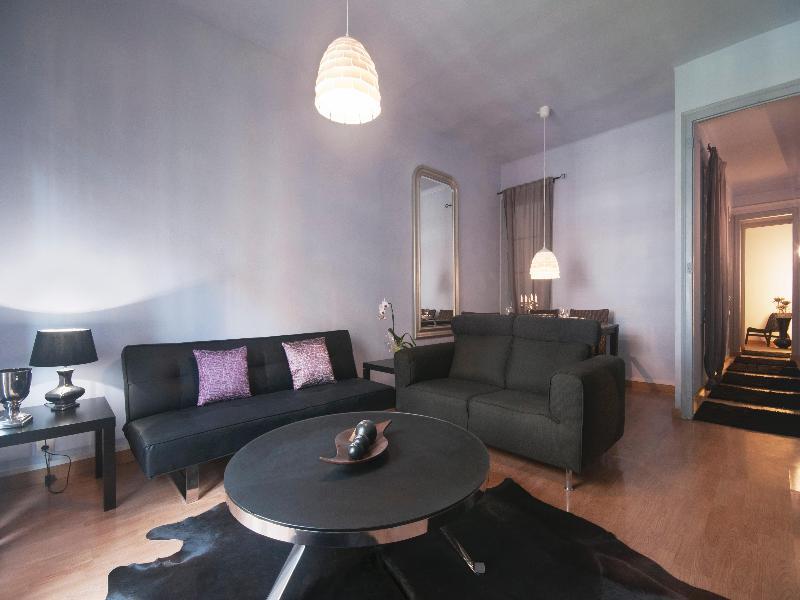Barcelona 10 - Apartments ภายนอก รูปภาพ