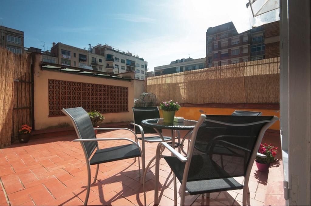 Barcelona 10 - Apartments ภายนอก รูปภาพ