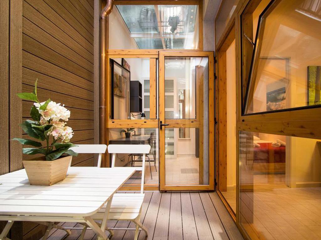 Barcelona 10 - Apartments ภายนอก รูปภาพ