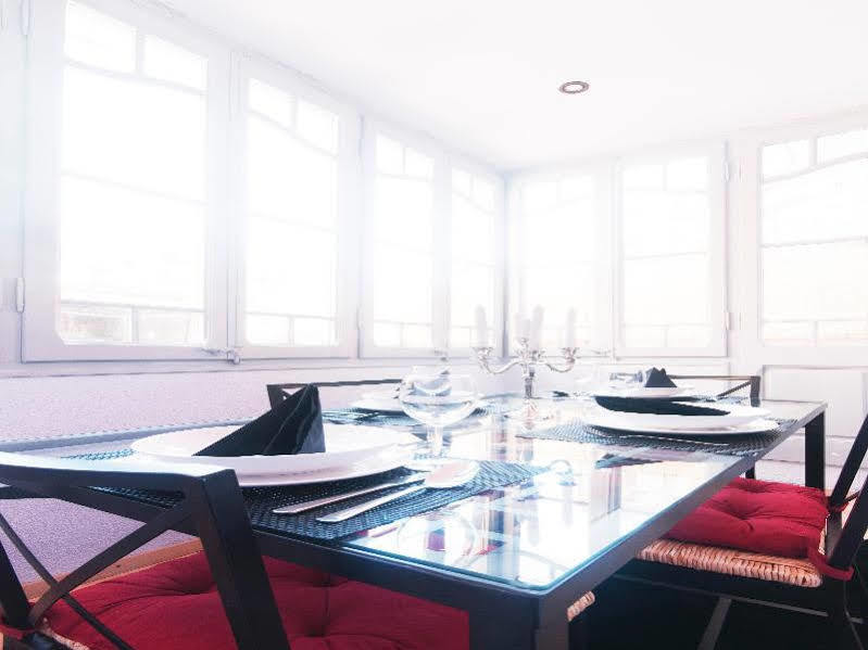 Barcelona 10 - Apartments ภายนอก รูปภาพ